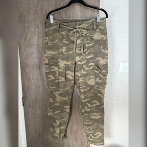 American Eagle Hi-Rise Jegging Crop Next Level Stretch